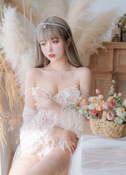 阁楼里的情人完整版_720最新电影在线观看