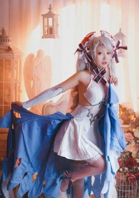扒开她粉嫩的小缝尿进去动漫_1080P手机在线看